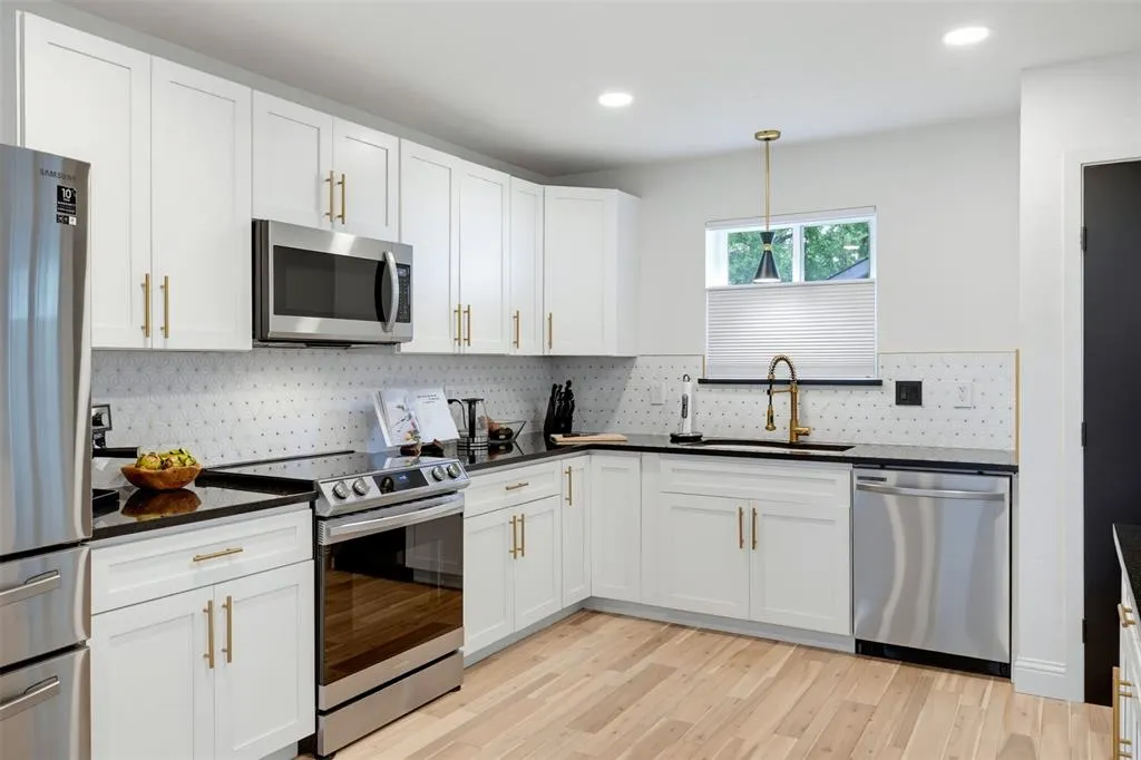 2914 Whitemarsh Circle