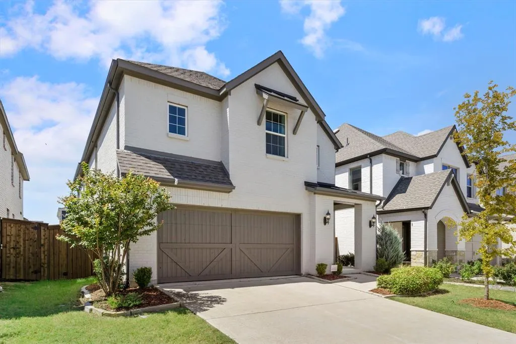 1456 Kit King Drive