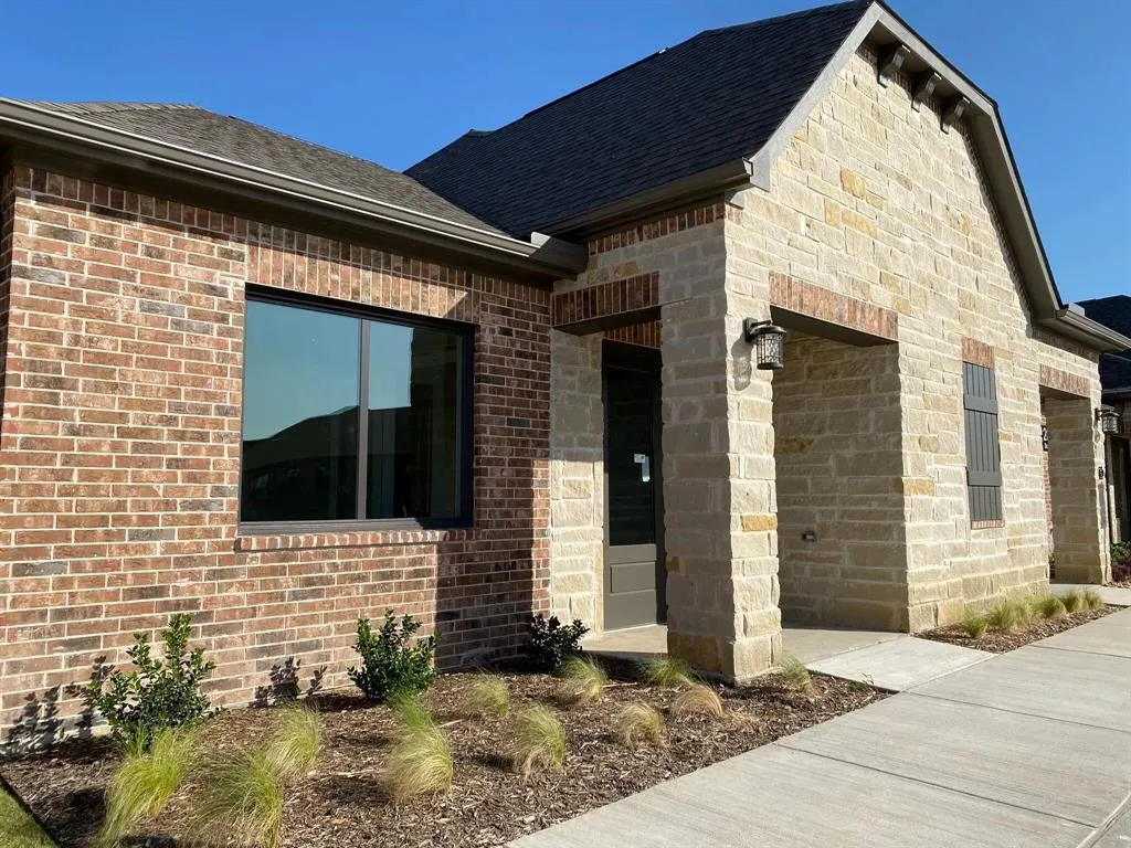 2601 Little Elm Parkway #602