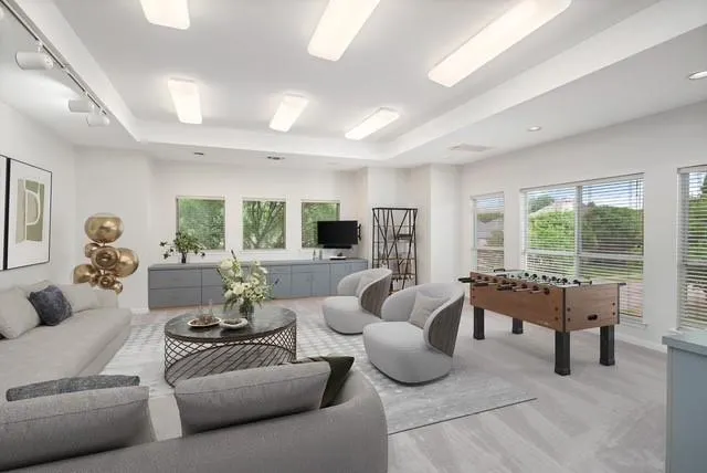 7905 Rimrock Circle