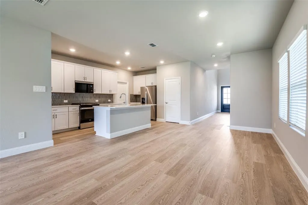 602 Ezra Lane