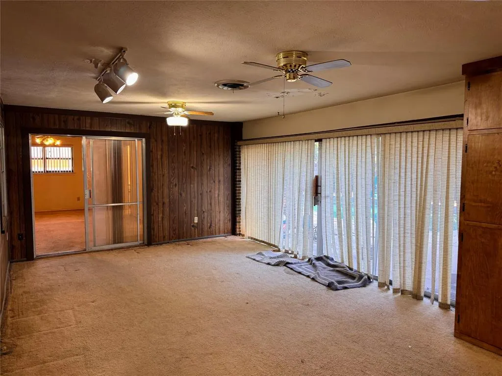 18 Walnut Creek Place
