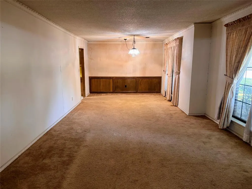 18 Walnut Creek Place