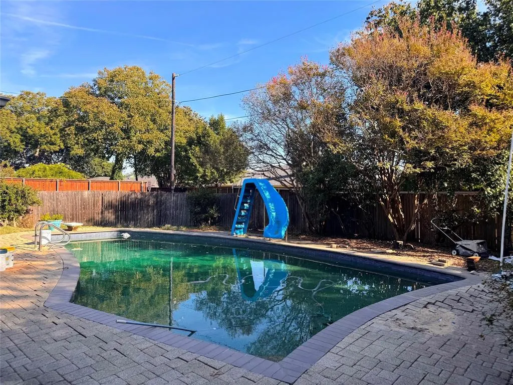 18 Walnut Creek Place