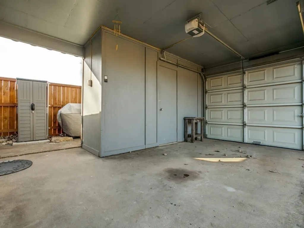 933 Meadow Mead Drive