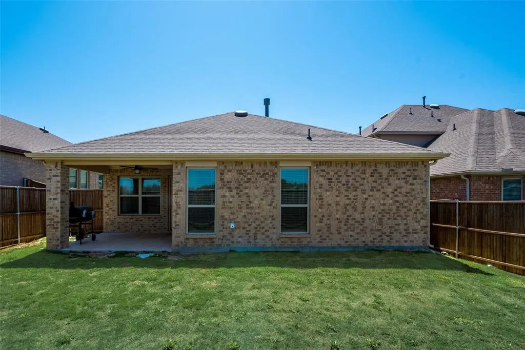 1211 Freestone Drive