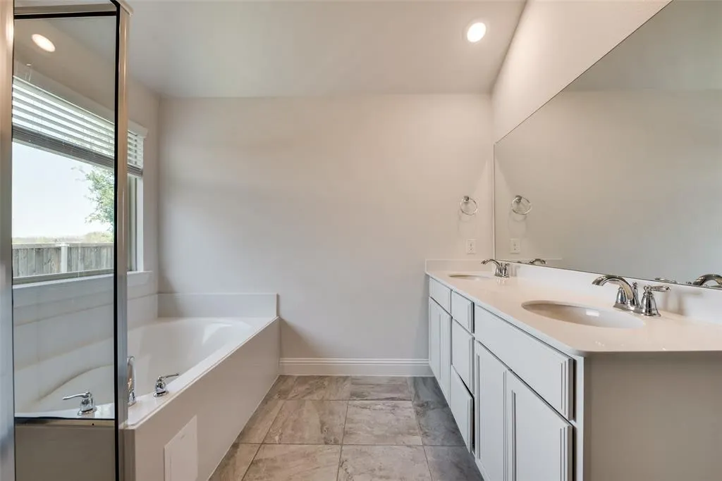 1211 Freestone Drive