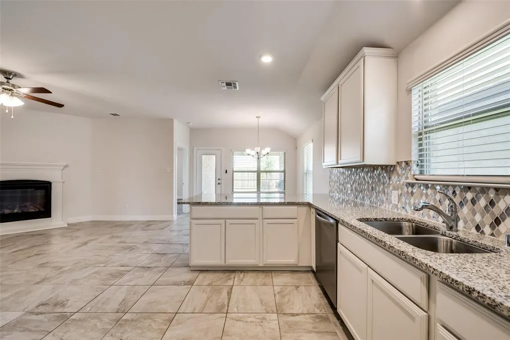 1211 Freestone Drive
