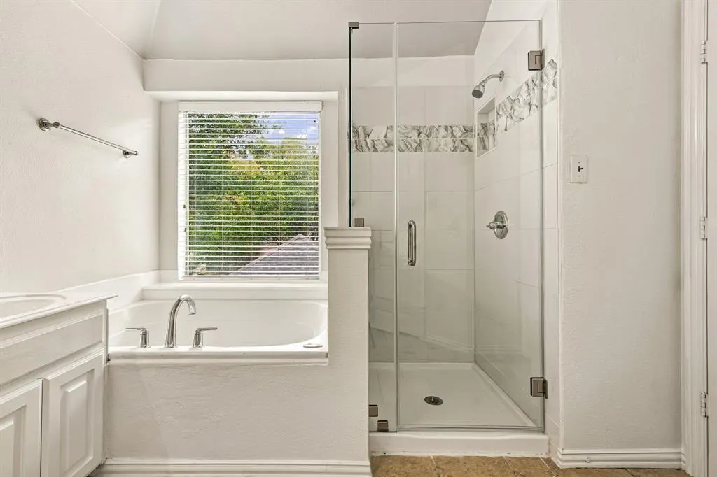 11124 Oliver Lane