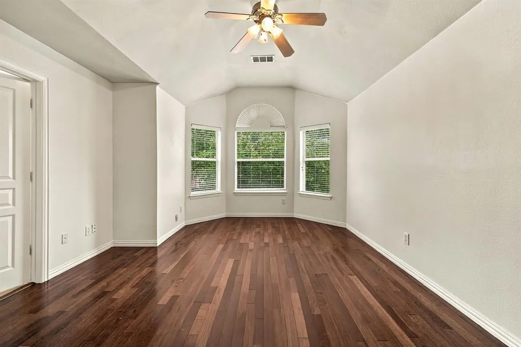 11124 Oliver Lane