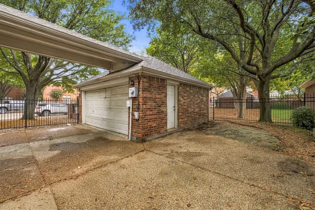 11124 Oliver Lane
