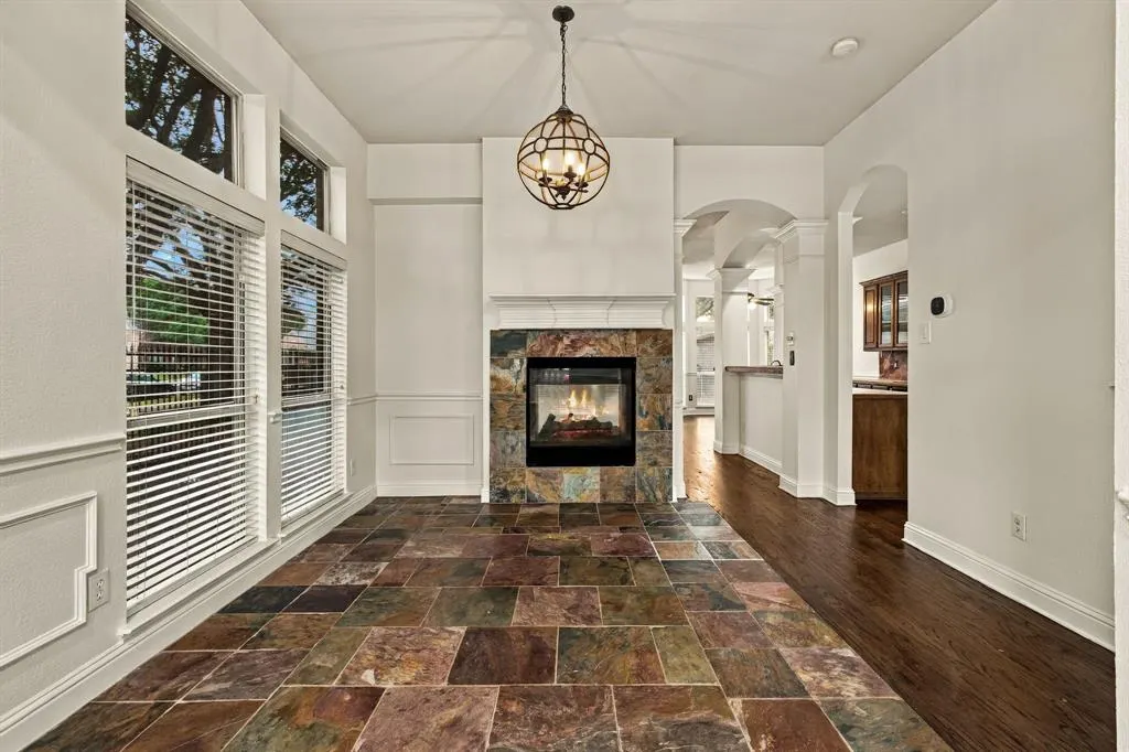 11124 Oliver Lane