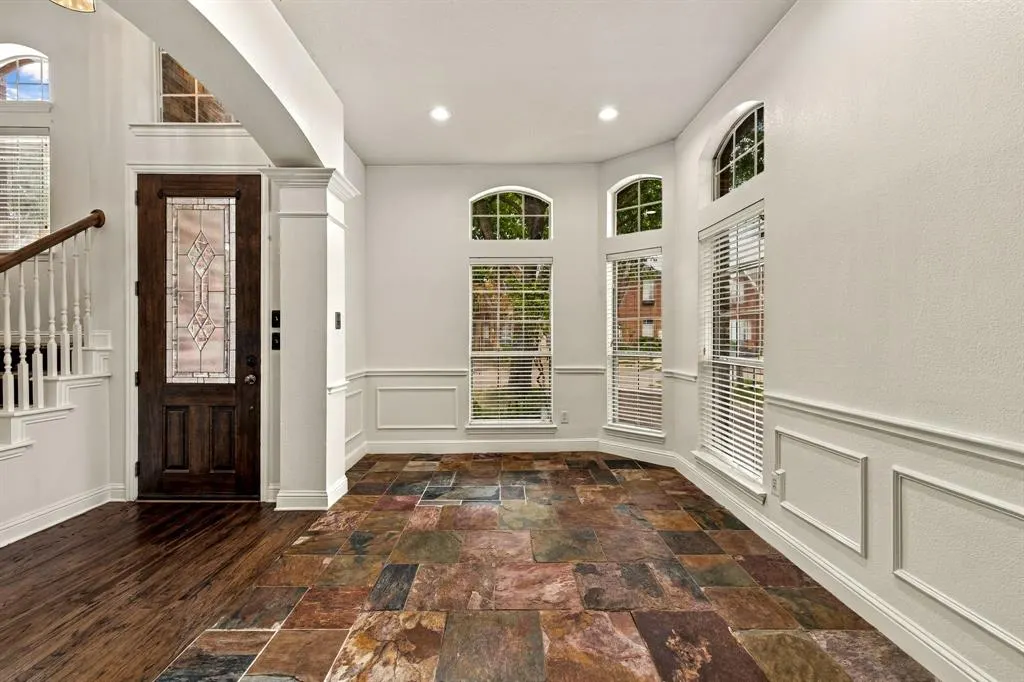 11124 Oliver Lane