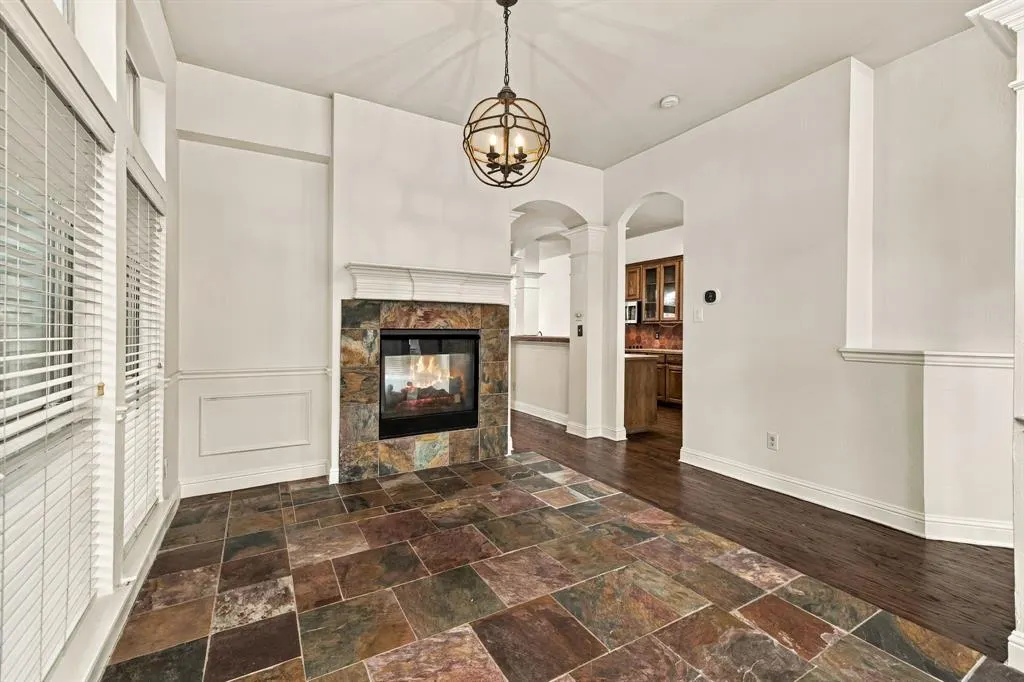 11124 Oliver Lane