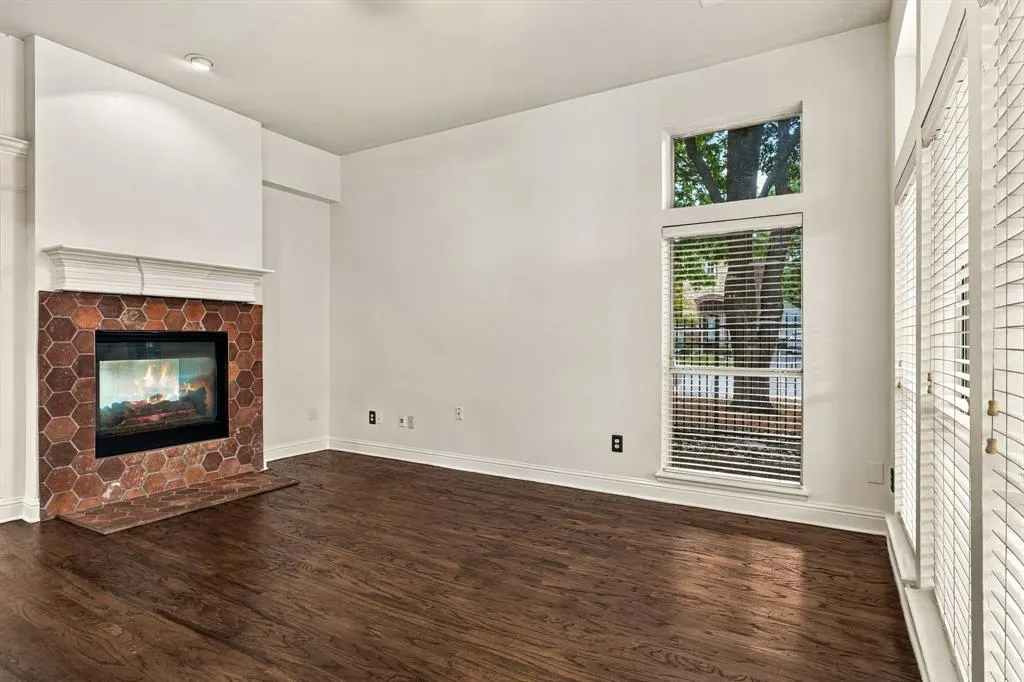 11124 Oliver Lane