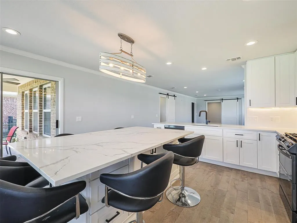 7470 Birmingham Forest Drive