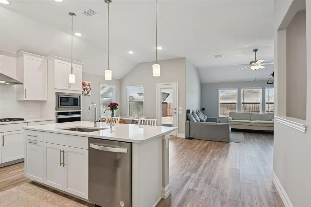 1521 Quentin Drive
