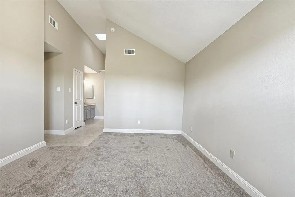 1229 Old Barn Lane