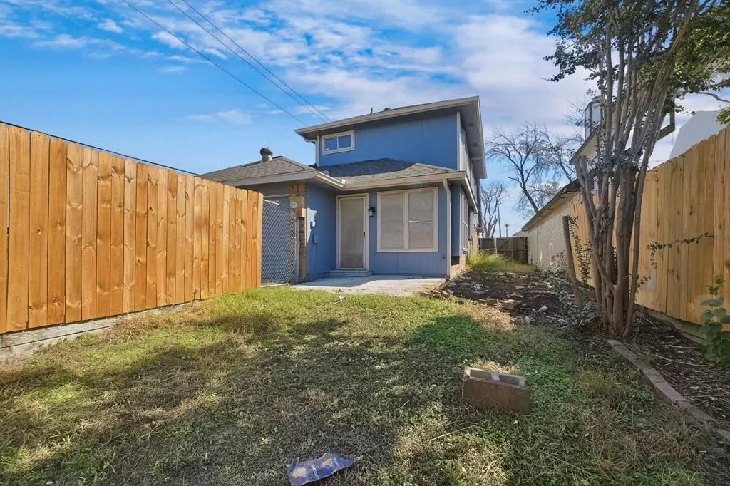 1229 Old Barn Lane