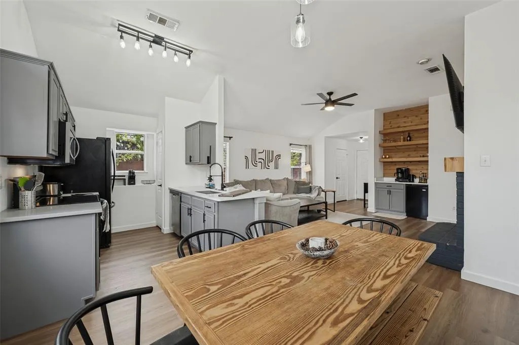 1063 Port Sullivan Drive