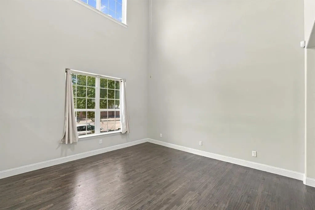 931 Whitehall Drive