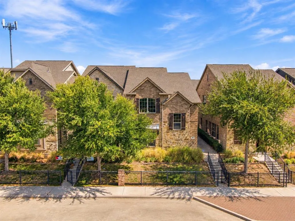 931 Whitehall Drive