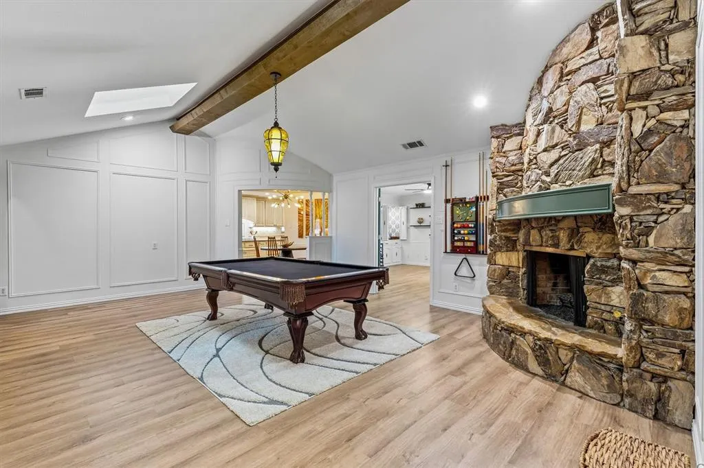 2904 Foxboro Drive