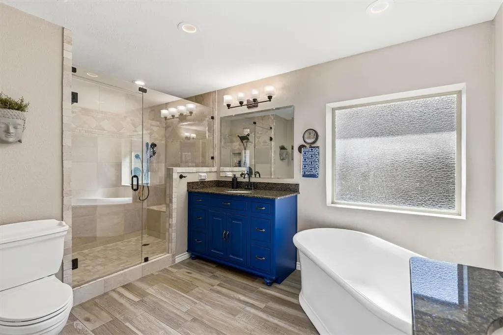2904 Foxboro Drive