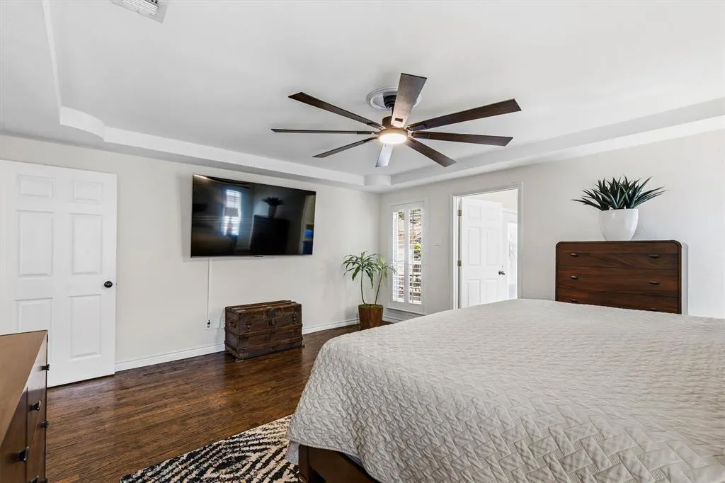 2904 Foxboro Drive