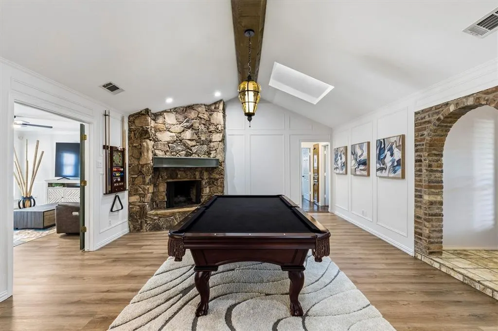 2904 Foxboro Drive