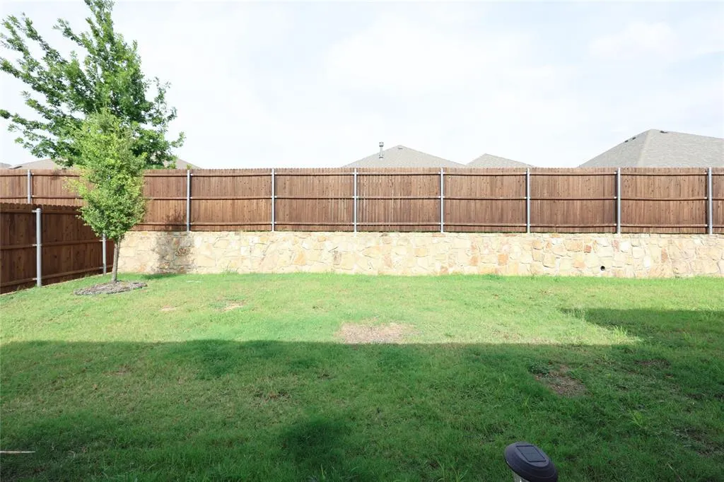 4012 Mockingbird Lane