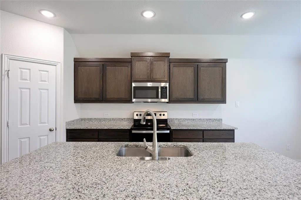 4012 Mockingbird Lane