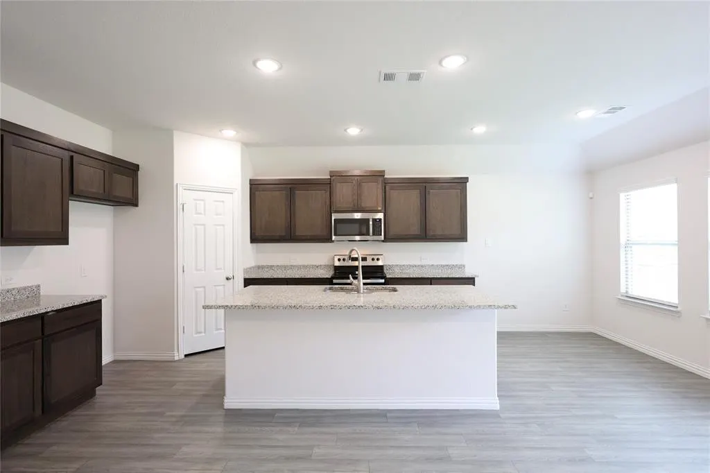 4012 Mockingbird Lane