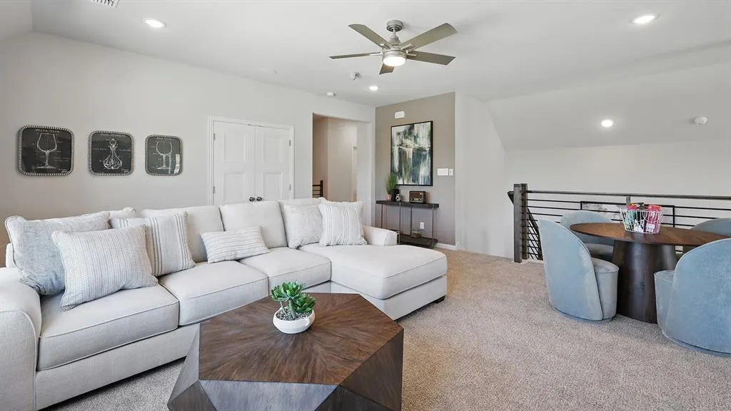 1316 Huntington Drive