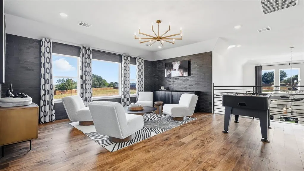 1316 Huntington Drive