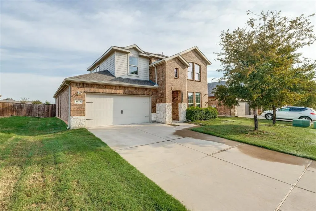 1012 Crepe Myrtle Lane