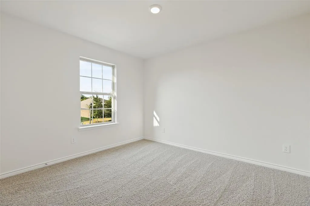 1012 Crepe Myrtle Lane