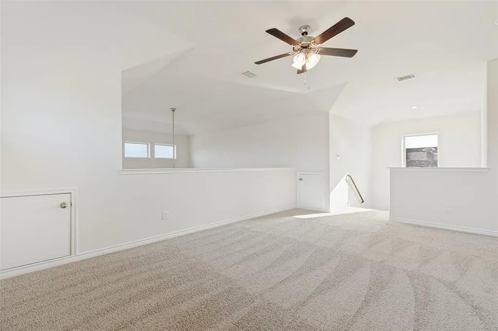 1012 Crepe Myrtle Lane