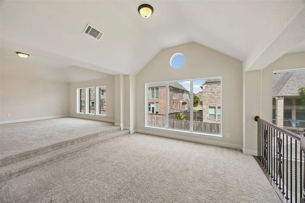 3537 Acropolis Way