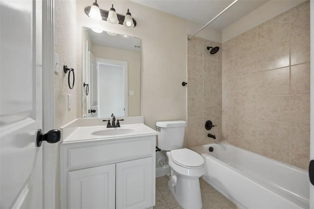 3537 Acropolis Way