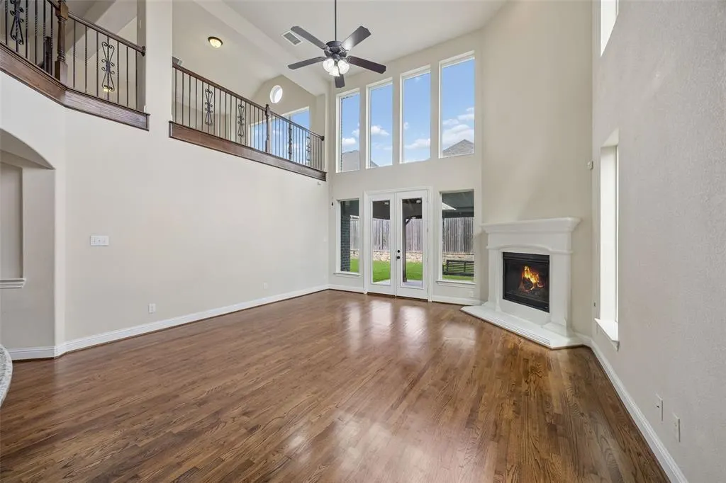 3537 Acropolis Way