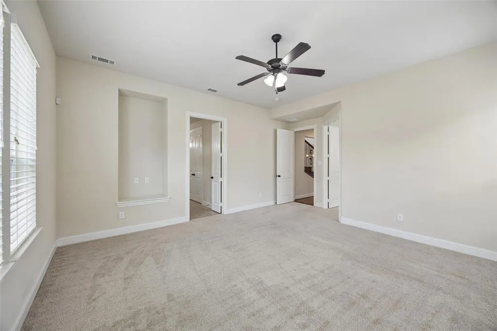 3537 Acropolis Way