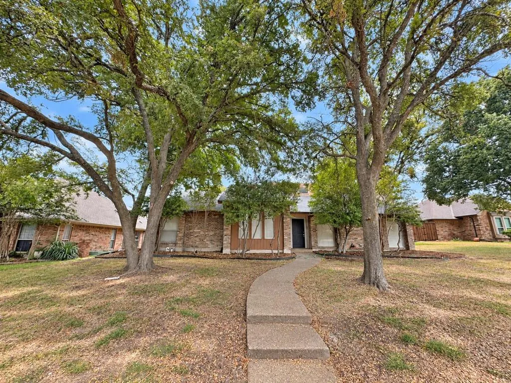 3620 Teakwood Lane