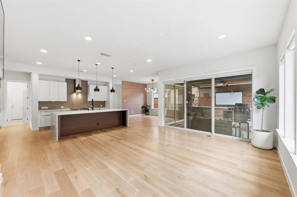 787 Benalla Drive