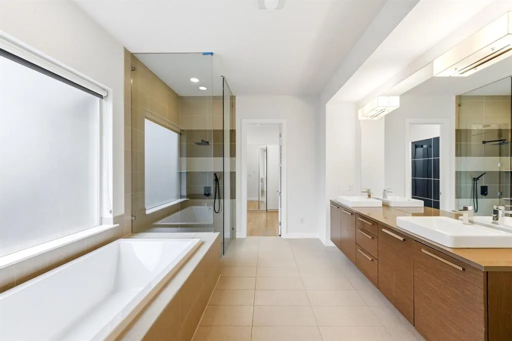 787 Benalla Drive