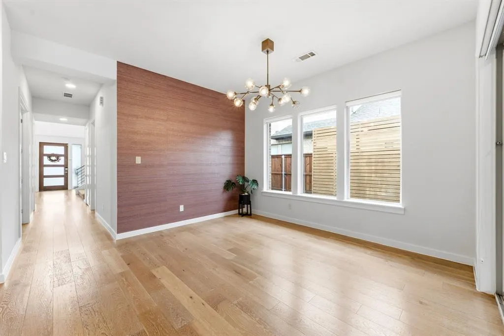 787 Benalla Drive