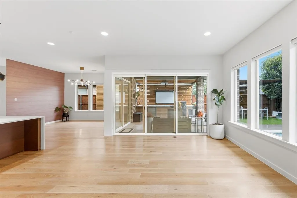 787 Benalla Drive