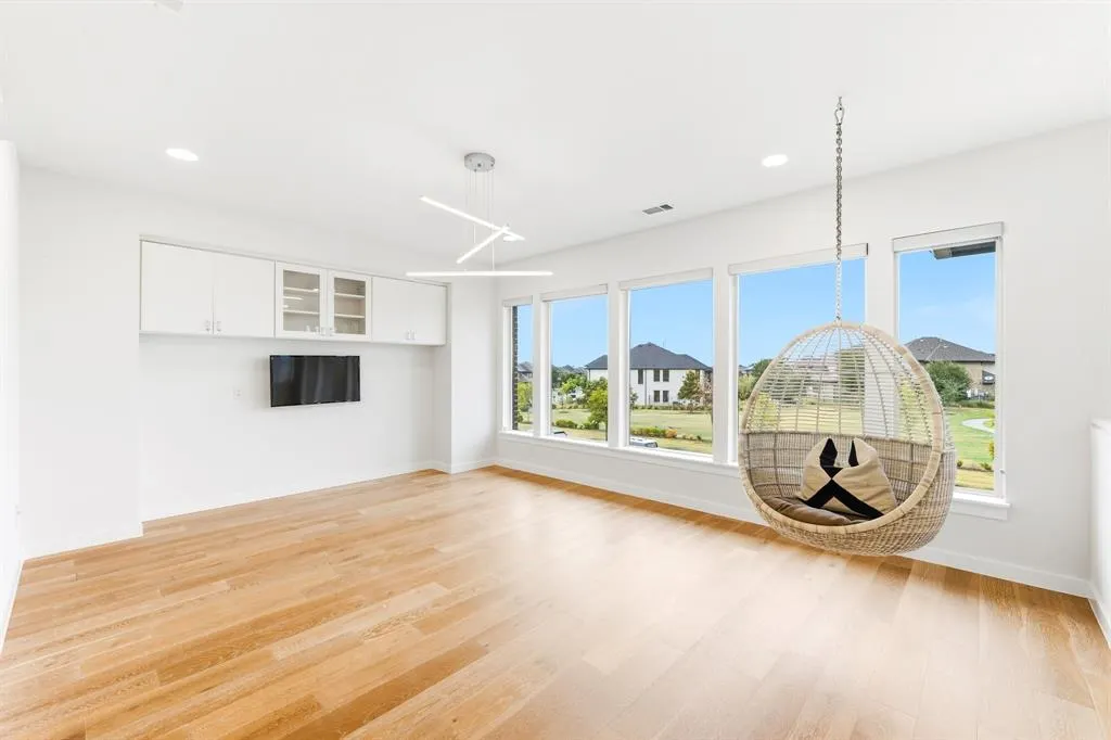 787 Benalla Drive