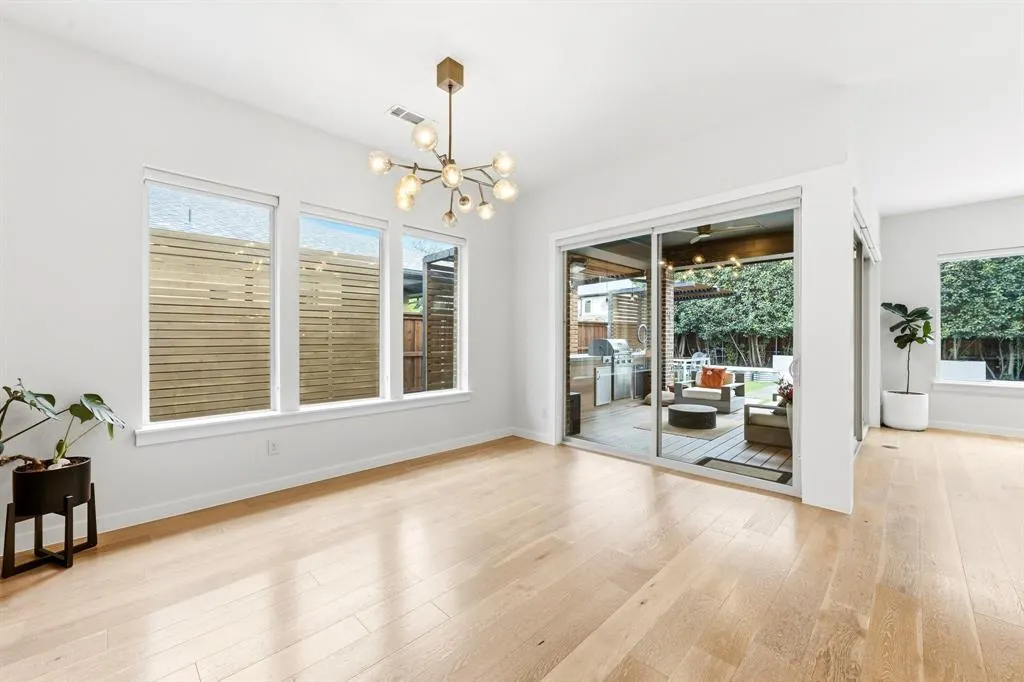 787 Benalla Drive