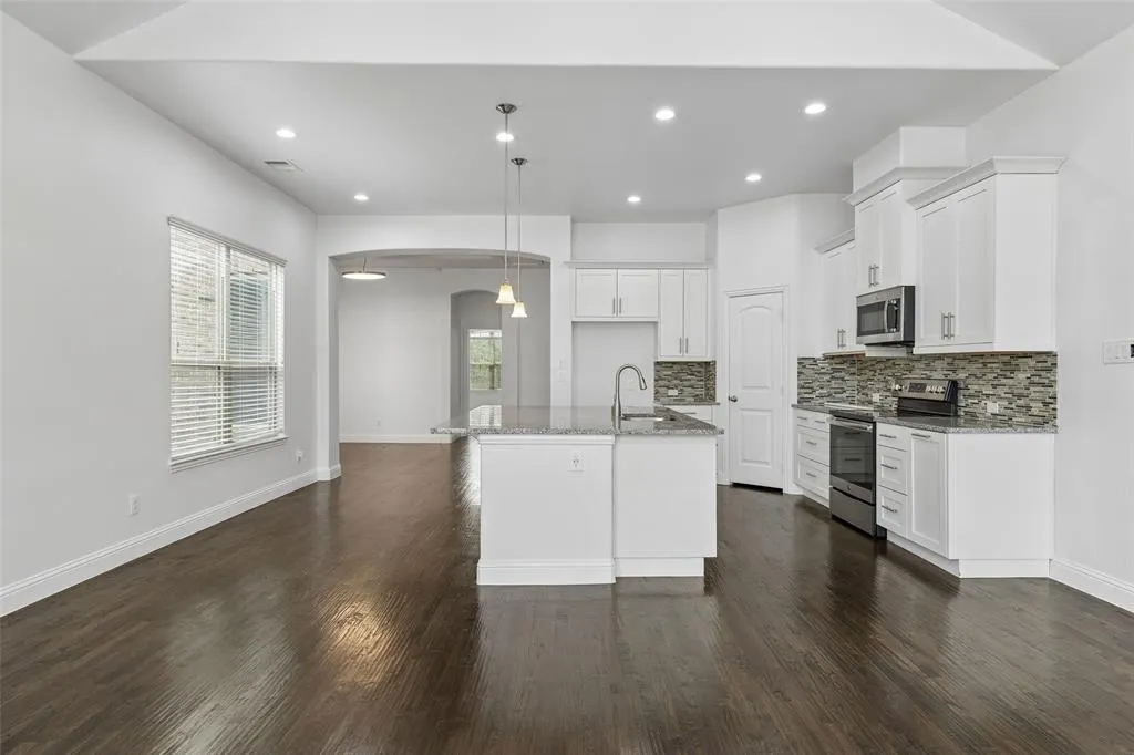 833 Rohan Drive